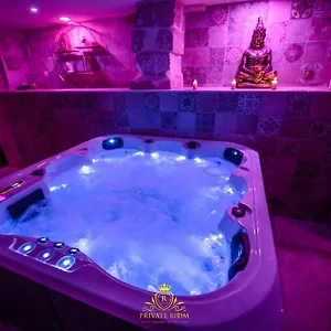 lexcellence-avignon-suite-luxe-sauna-hamman-jaccuzzi.fr-provencehotel.com/